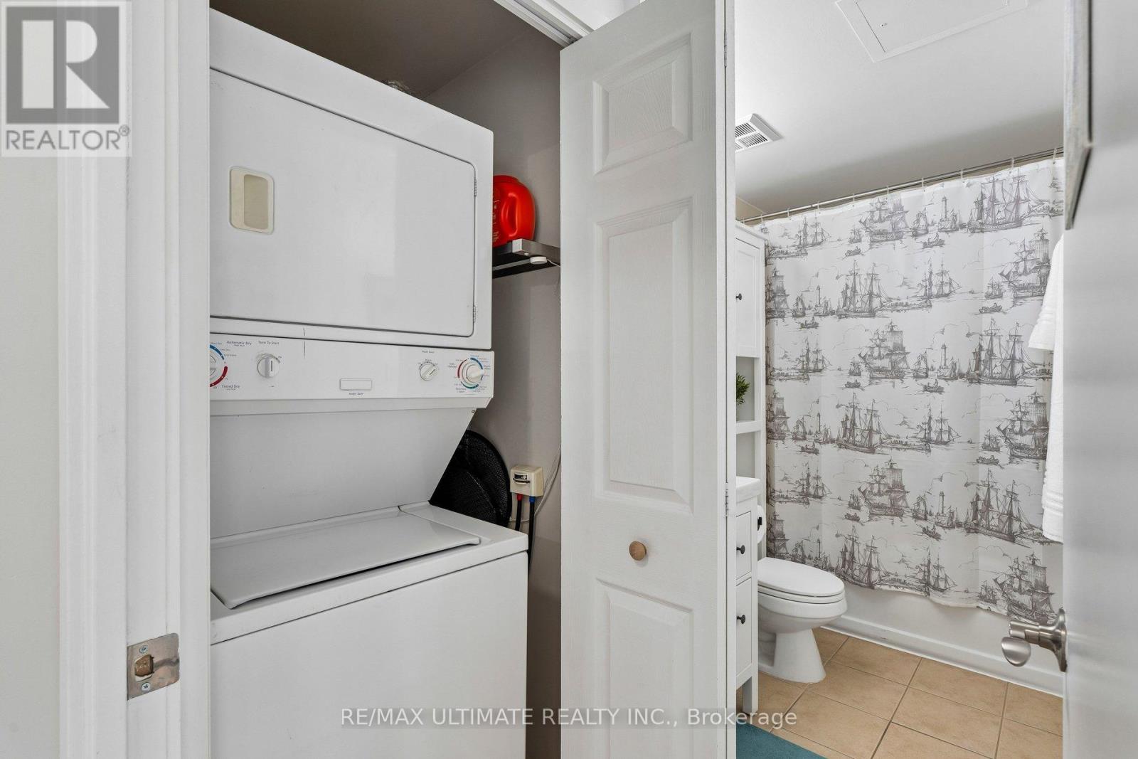 4003 - 35 Mariner Terrace, Toronto, Ontario  M5V 3V9 - Photo 24 - C13612254