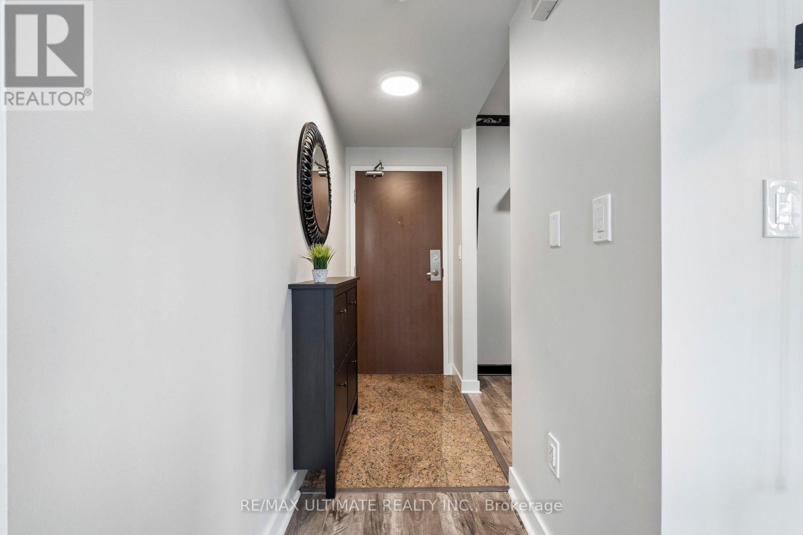 4003 - 35 Mariner Terrace, Toronto, Ontario  M5V 3V9 - Photo 5 - C13612254