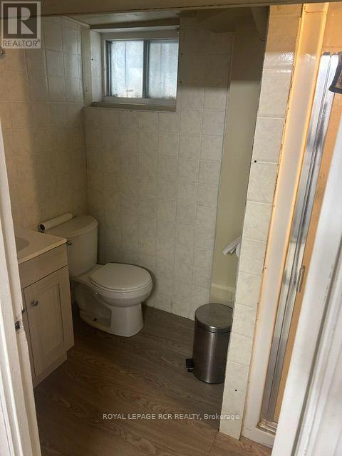 458 Dawes Road, Toronto, Ontario  M4B 2E9 - Photo 10 - E13612402