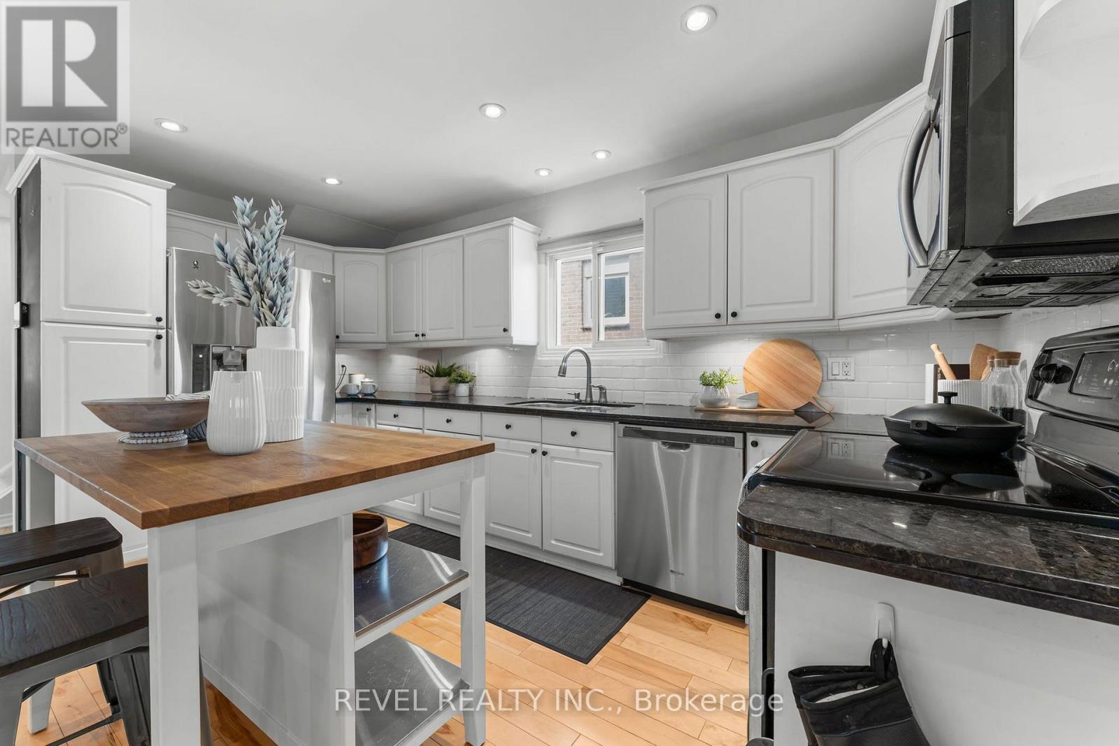156 Rands Road, Ajax, Ontario  L1S 3Z6 - Photo 7 - E13612496