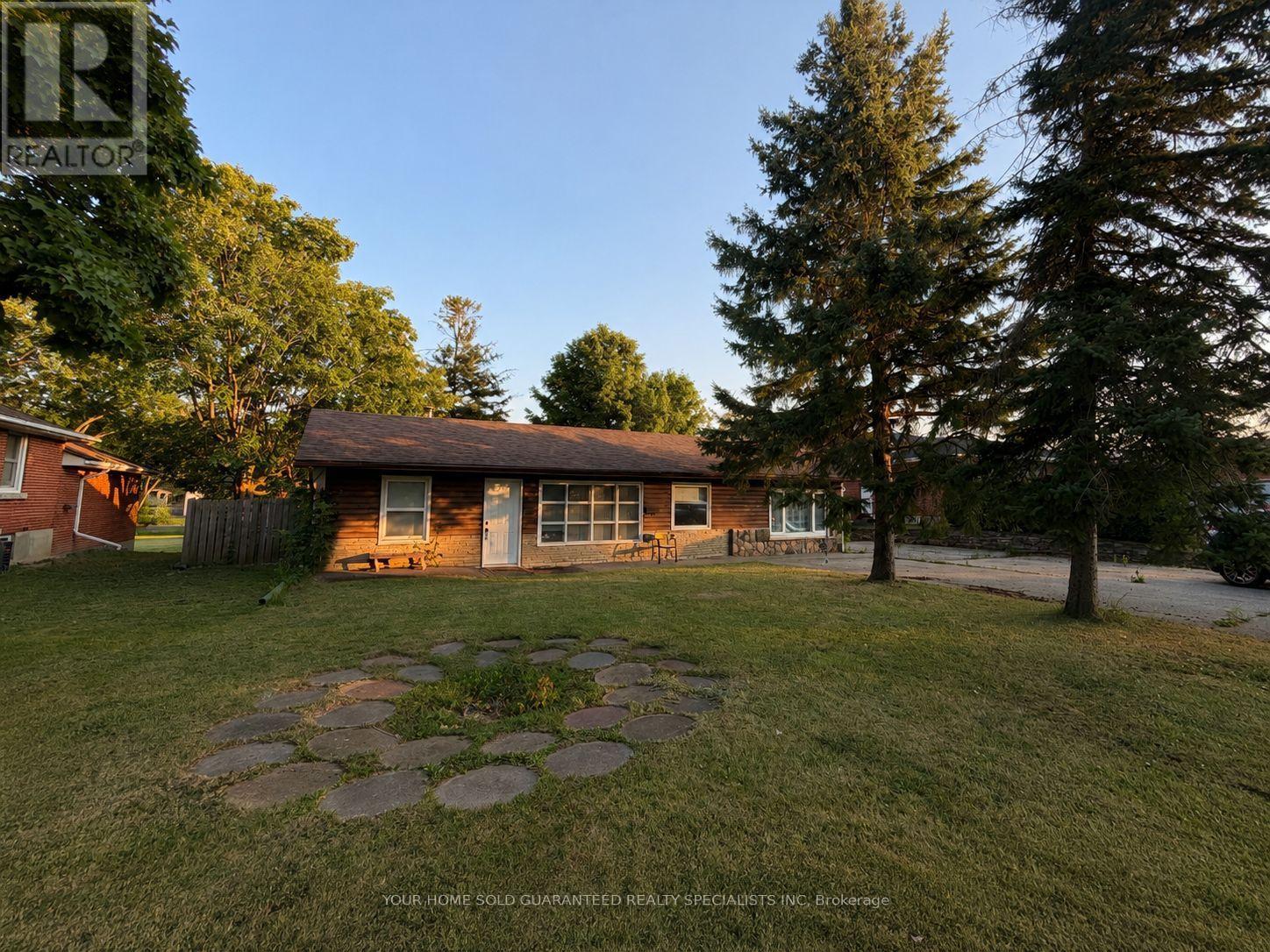 11 RAILWAY STREET, Vaughan, Ontario