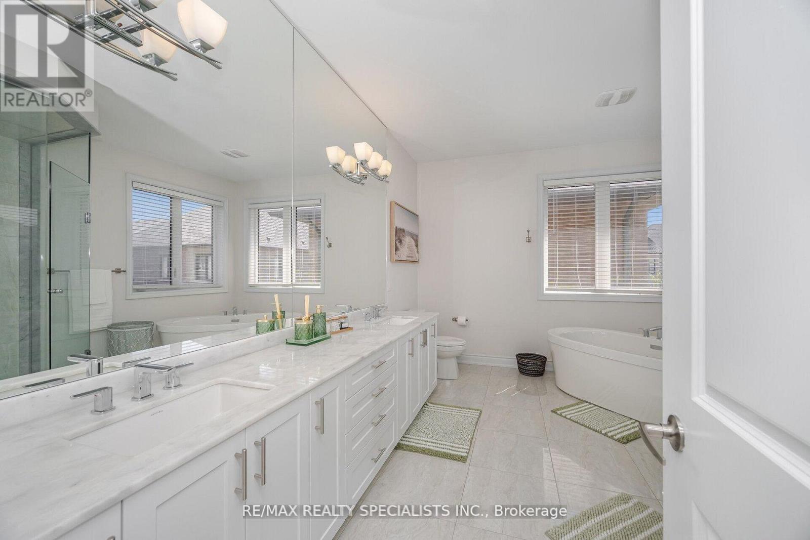 53 Threshingmills Boulevard, Oakville, Ontario  L6H 0V6 - Photo 22 - W13568334