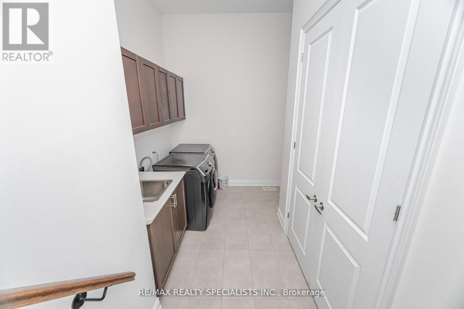 53 Threshingmills Boulevard, Oakville, Ontario  L6H 0V6 - Photo 25 - W13568334