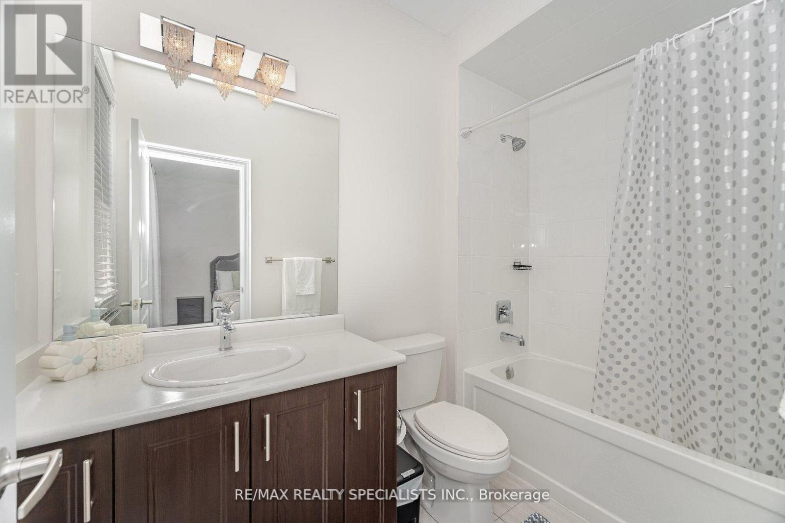 53 Threshingmills Boulevard, Oakville, Ontario  L6H 0V6 - Photo 21 - W13568334
