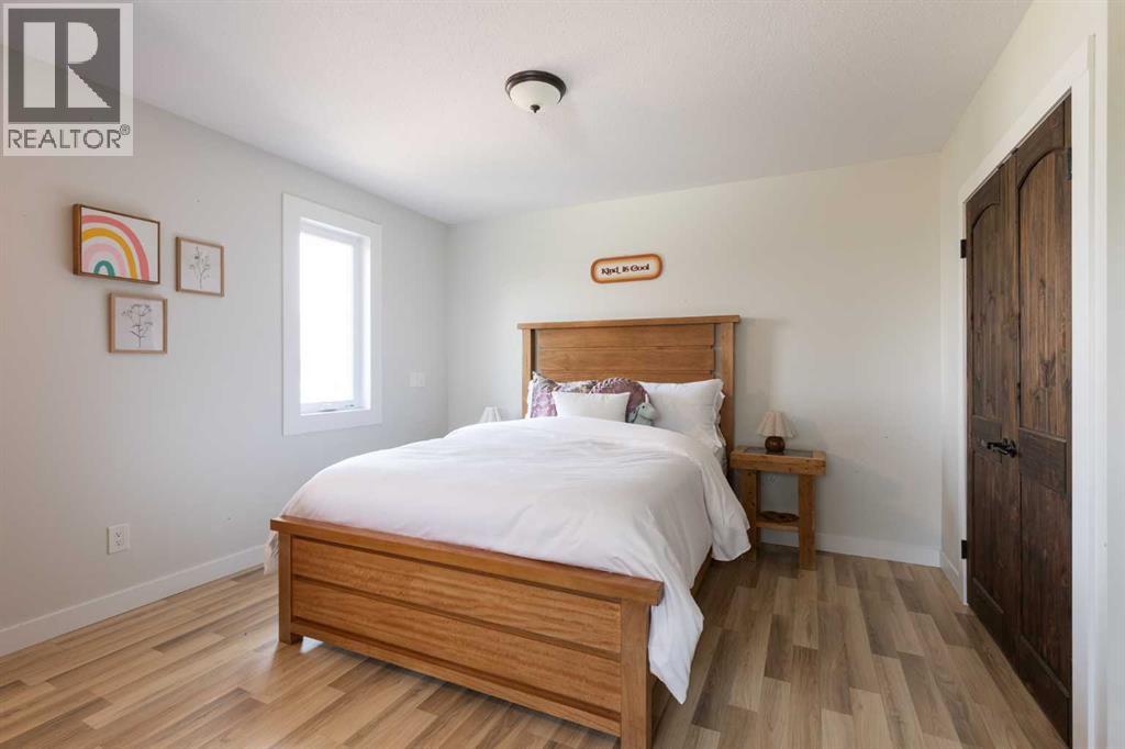 914 3 Street SW, Redcliff, Alberta  T0J 2P0 - Photo 36 - A2331750