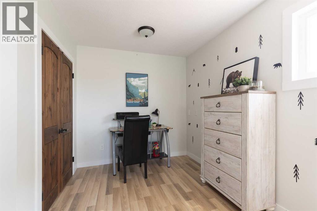 914 3 Street SW, Redcliff, Alberta  T0J 2P0 - Photo 35 - A2331750