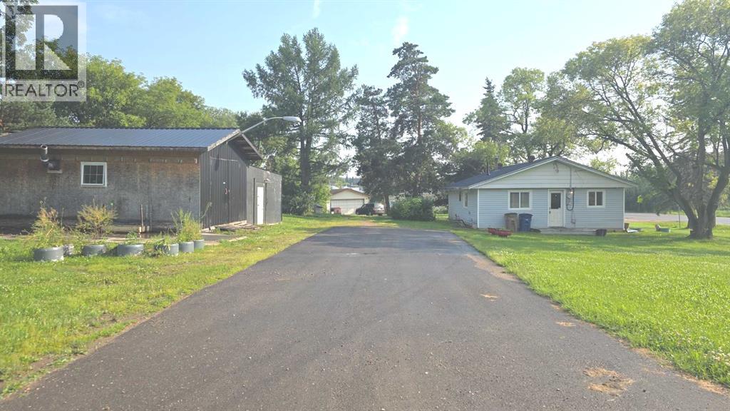 9930 103 Avenue, Plamondon, Alberta  T0A 2T0 - Photo 1 - A2313688