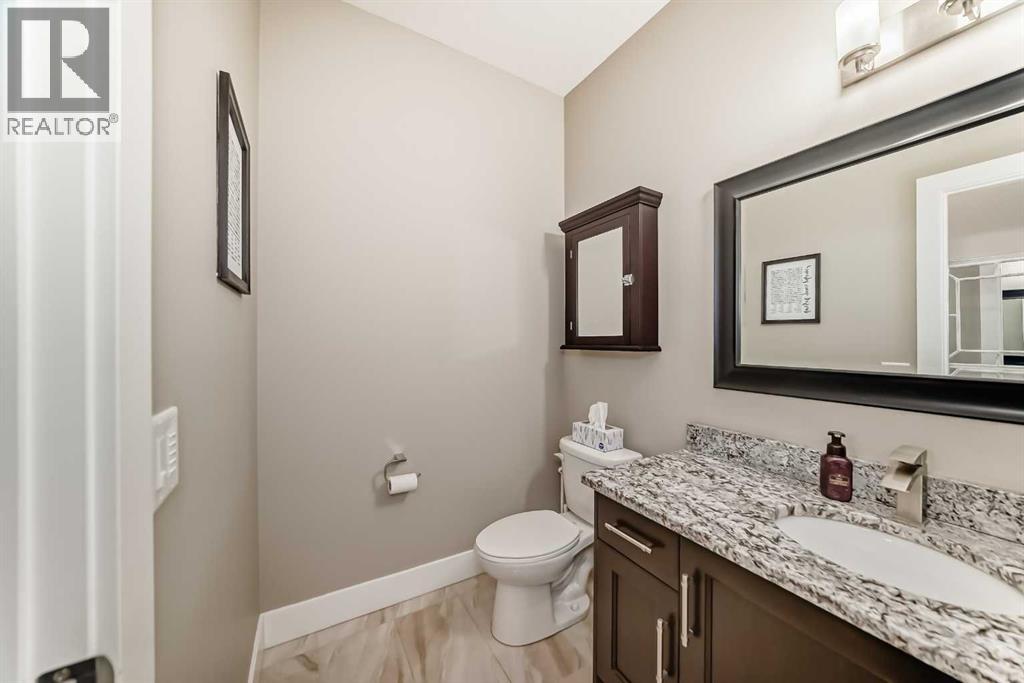 120 Kinniburgh Circle, Chestermere, Alberta  T1X 0P8 - Photo 7 - A2328764