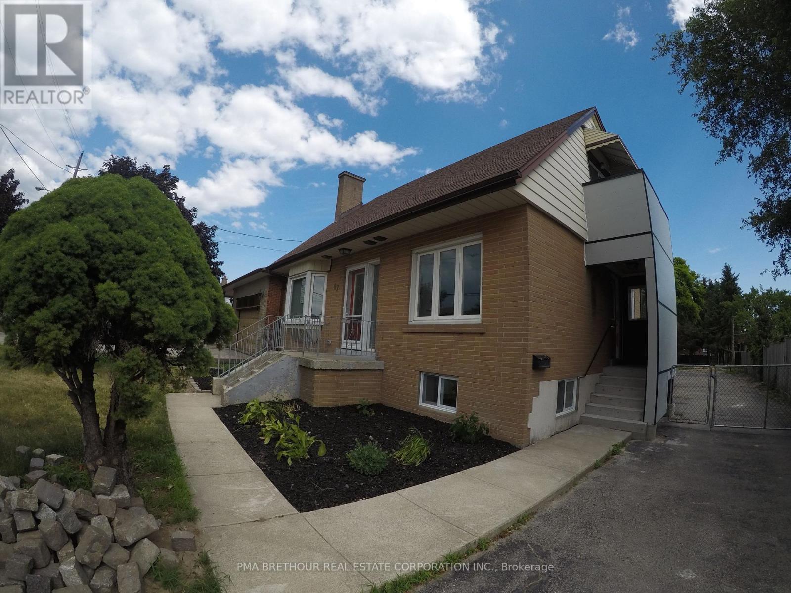 67 CARTWRIGHT AVENUE, Toronto, Ontario