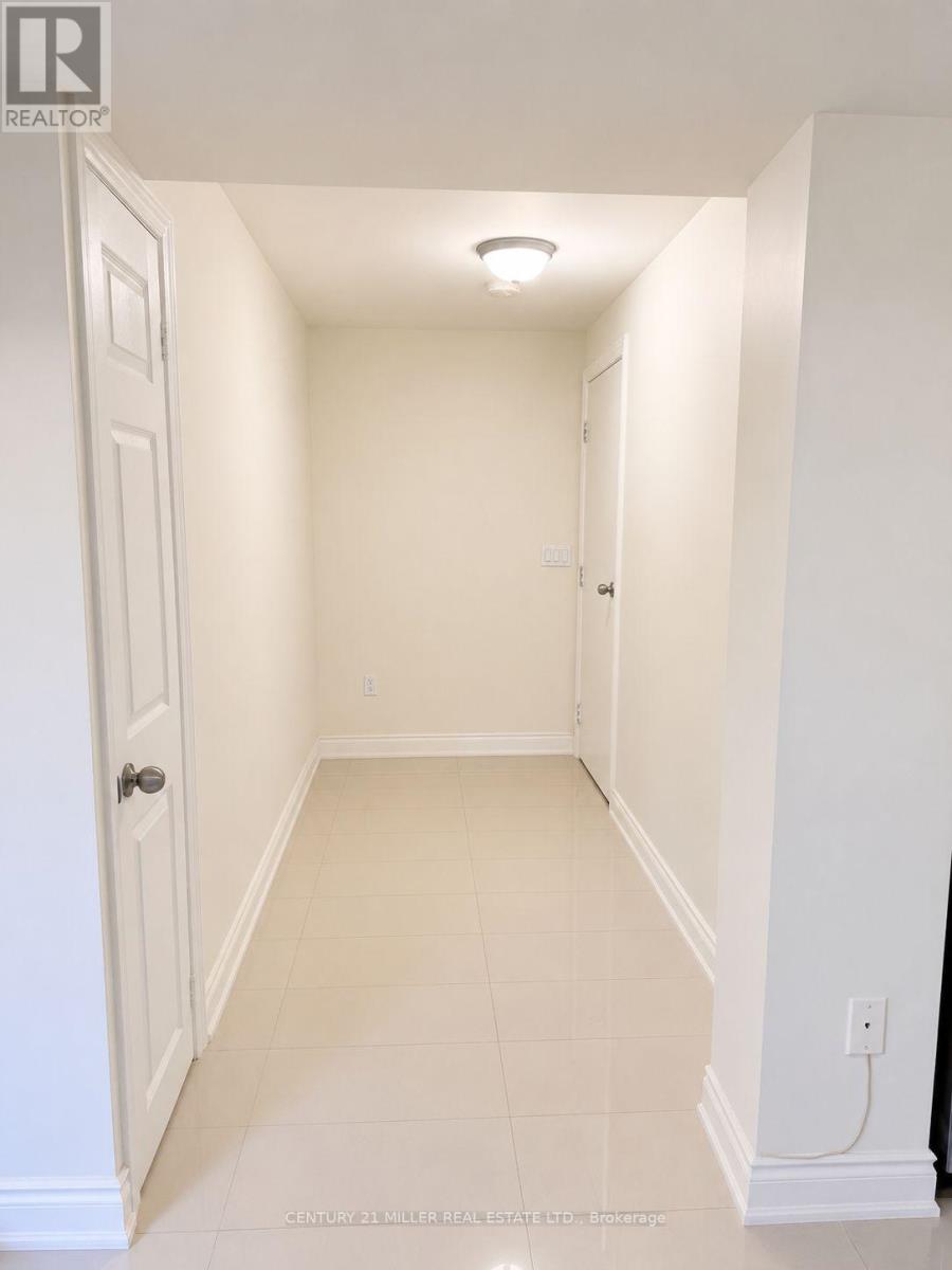 5214 Preservation Circle, Mississauga, Ontario  L5M 7T2 - Photo 13 - W13612314