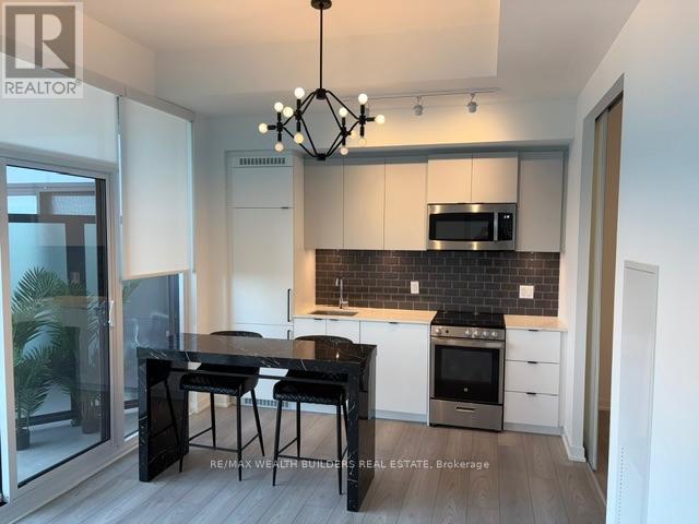 1103 - 285 DUFFERIN STREET, Toronto, Ontario