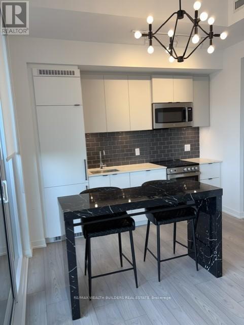 1103 - 285 Dufferin Street, Toronto, Ontario  M6K 0J2 - Photo 2 - W13612344