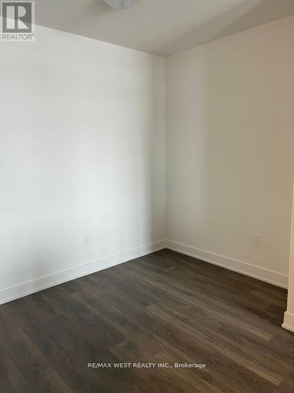 506w - 202 Burhamthorpe Road E, Mississauga, Ontario  L5A 0B2 - Photo 10 - W13612420