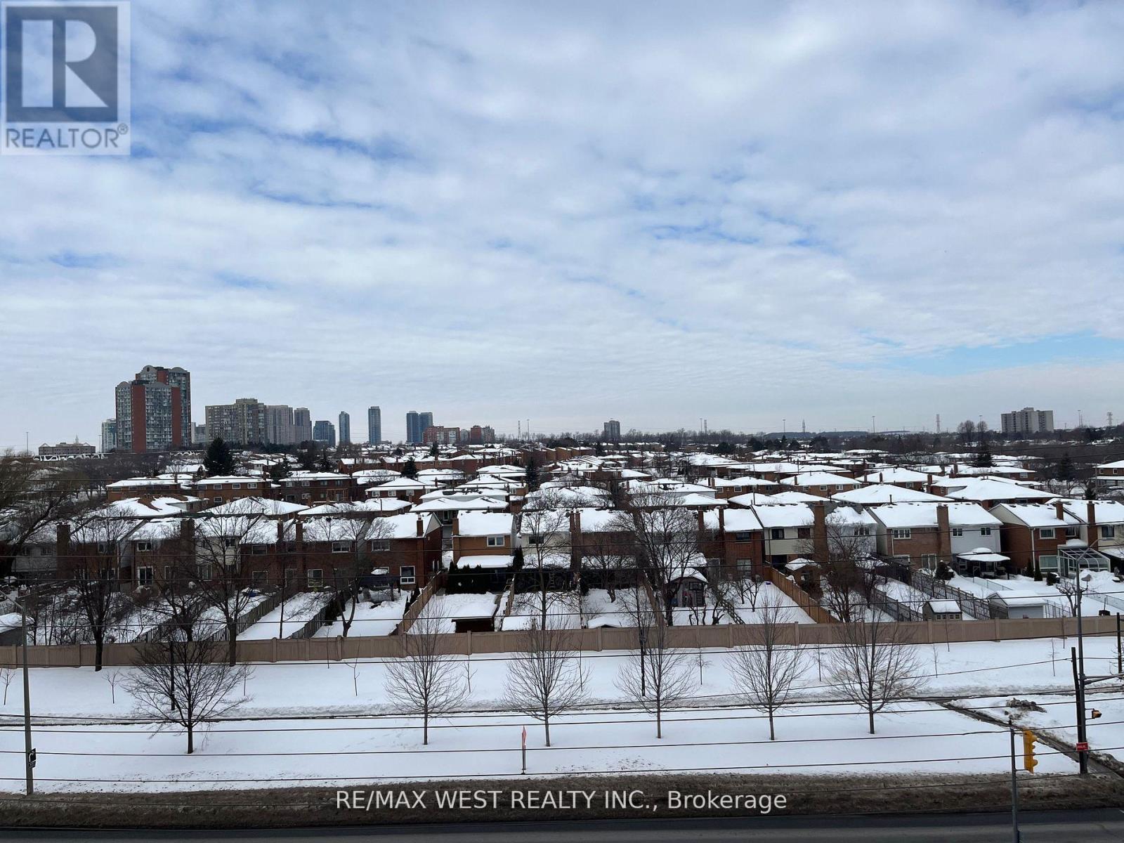 506w - 202 Burhamthorpe Road E, Mississauga, Ontario  L5A 0B2 - Photo 14 - W13612420