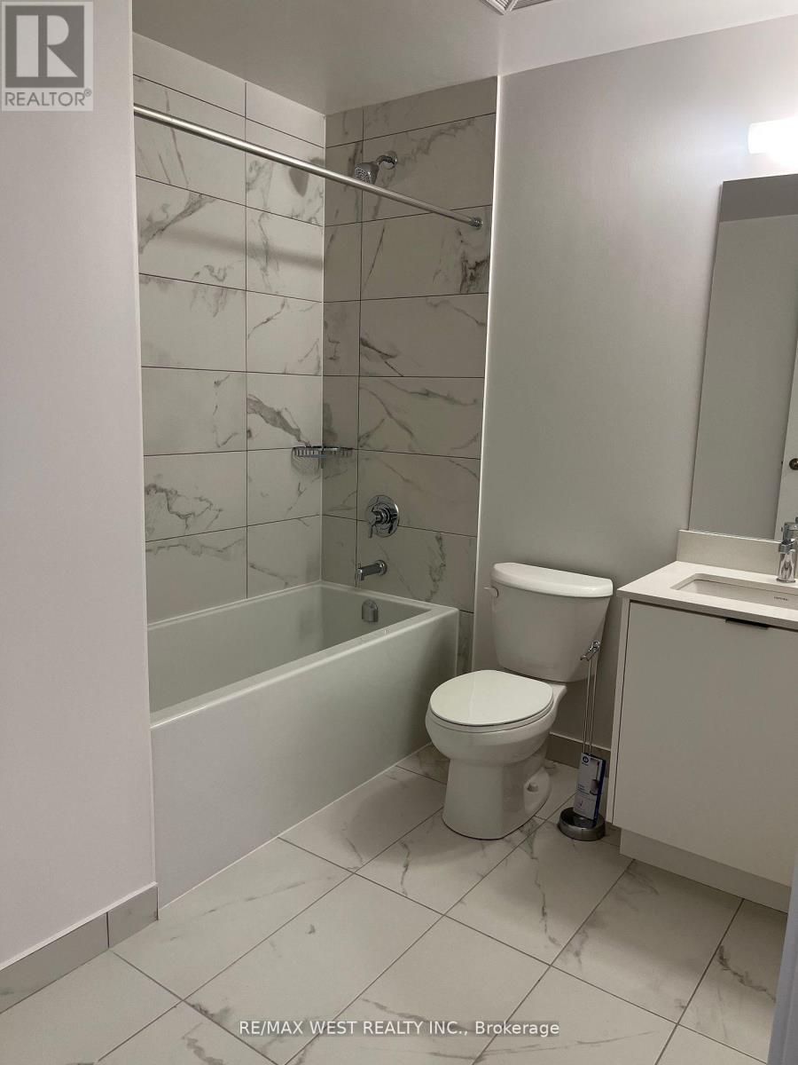 506w - 202 Burhamthorpe Road E, Mississauga, Ontario  L5A 0B2 - Photo 7 - W13612420