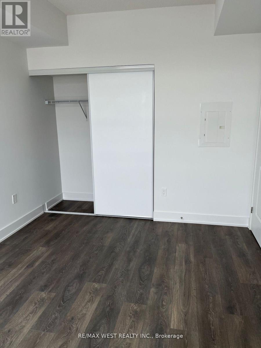 506w - 202 Burhamthorpe Road E, Mississauga, Ontario  L5A 0B2 - Photo 9 - W13612420