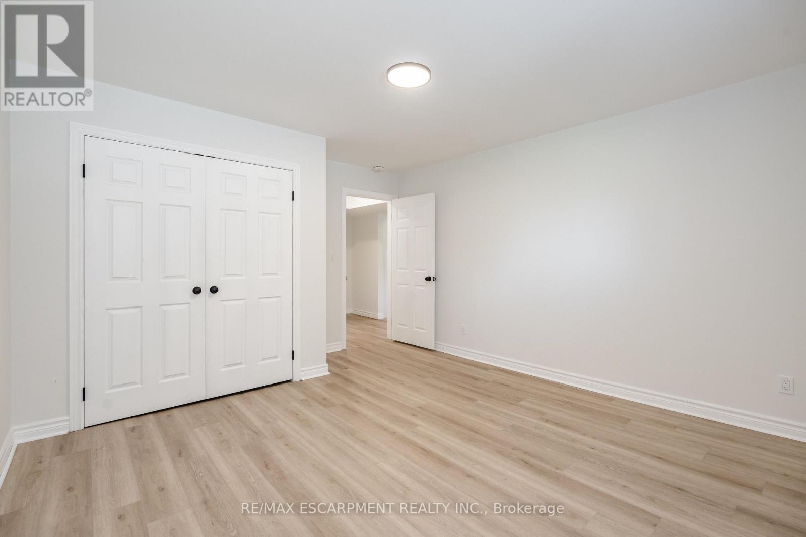 #lower - 7669 Alpine Drive, Niagara Falls, Ontario  L2H 3B7 - Photo 11 - X13612302