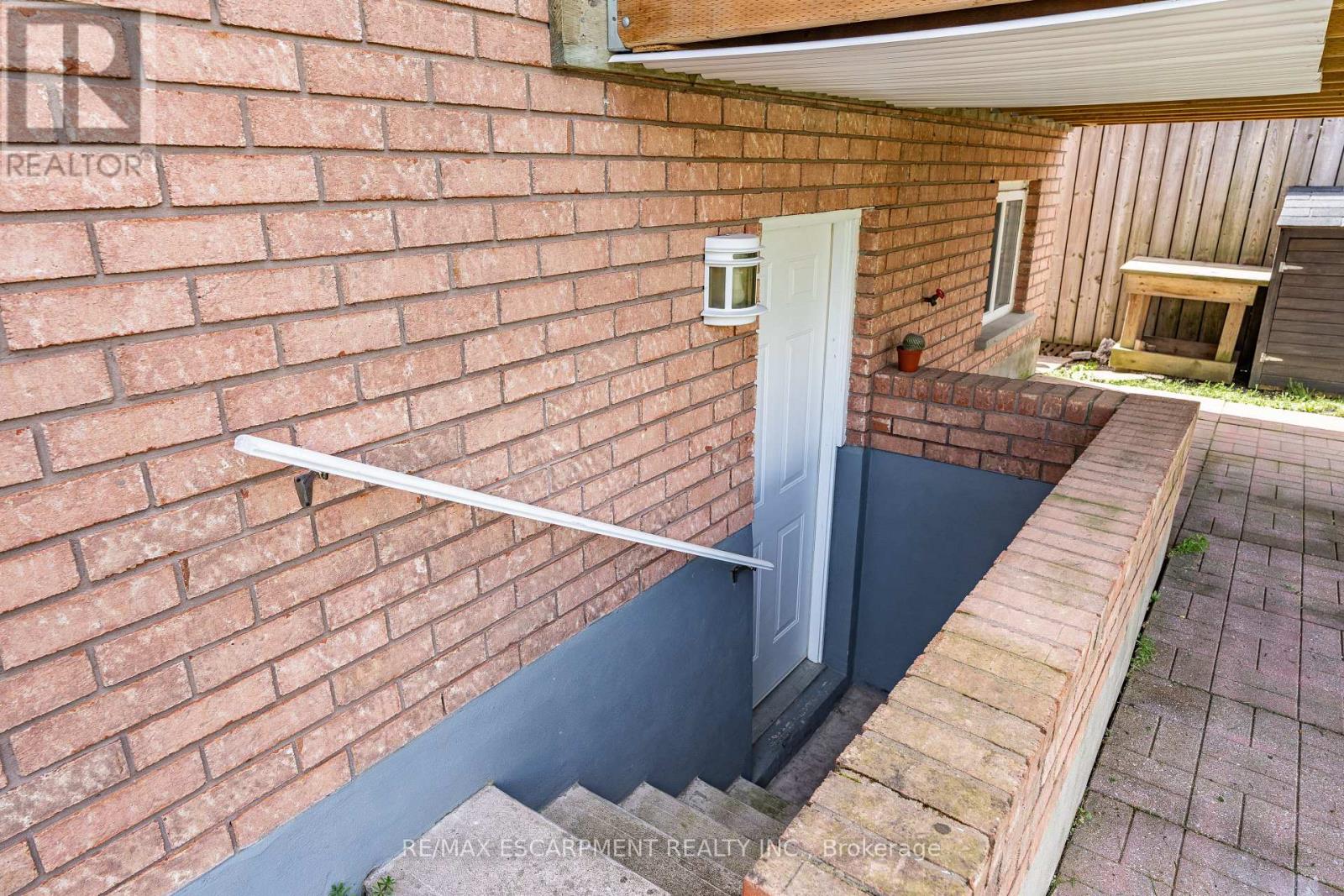 #lower - 7669 Alpine Drive, Niagara Falls, Ontario  L2H 3B7 - Photo 3 - X13612302