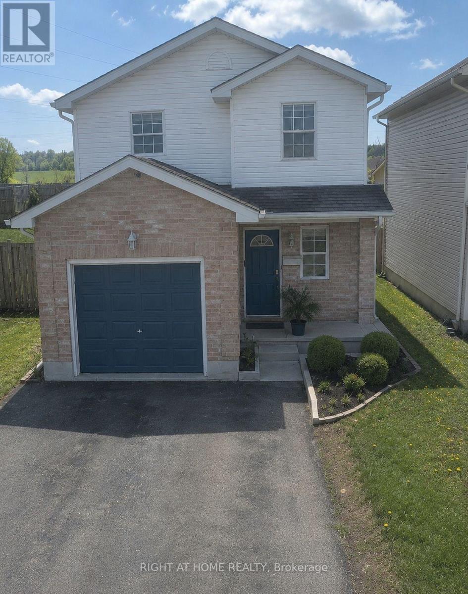 ROOM 2 - 33 PHAIR CRESCENT, London South, Ontario