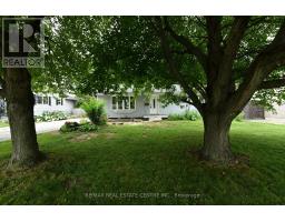 15 MILLER DRIVE, Hamilton, Ontario