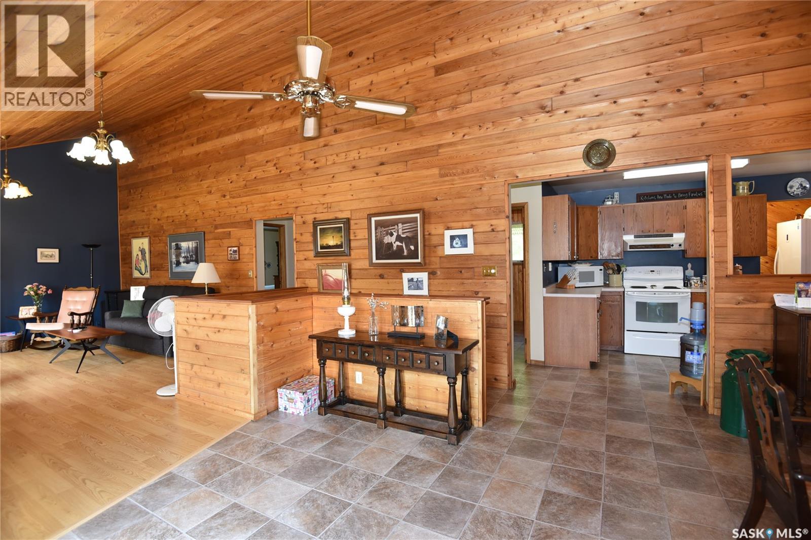 Scott Acreage, Torch River Rm No. 488, Saskatchewan  S0J 0Z0 - Photo 12 - SK043784