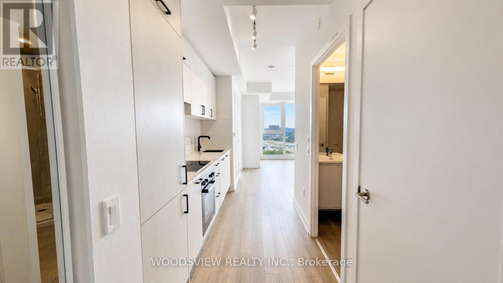 1406 - 5 Quarrington Lane, Toronto, Ontario  M3C 0S5 - Photo 2 - C13426000