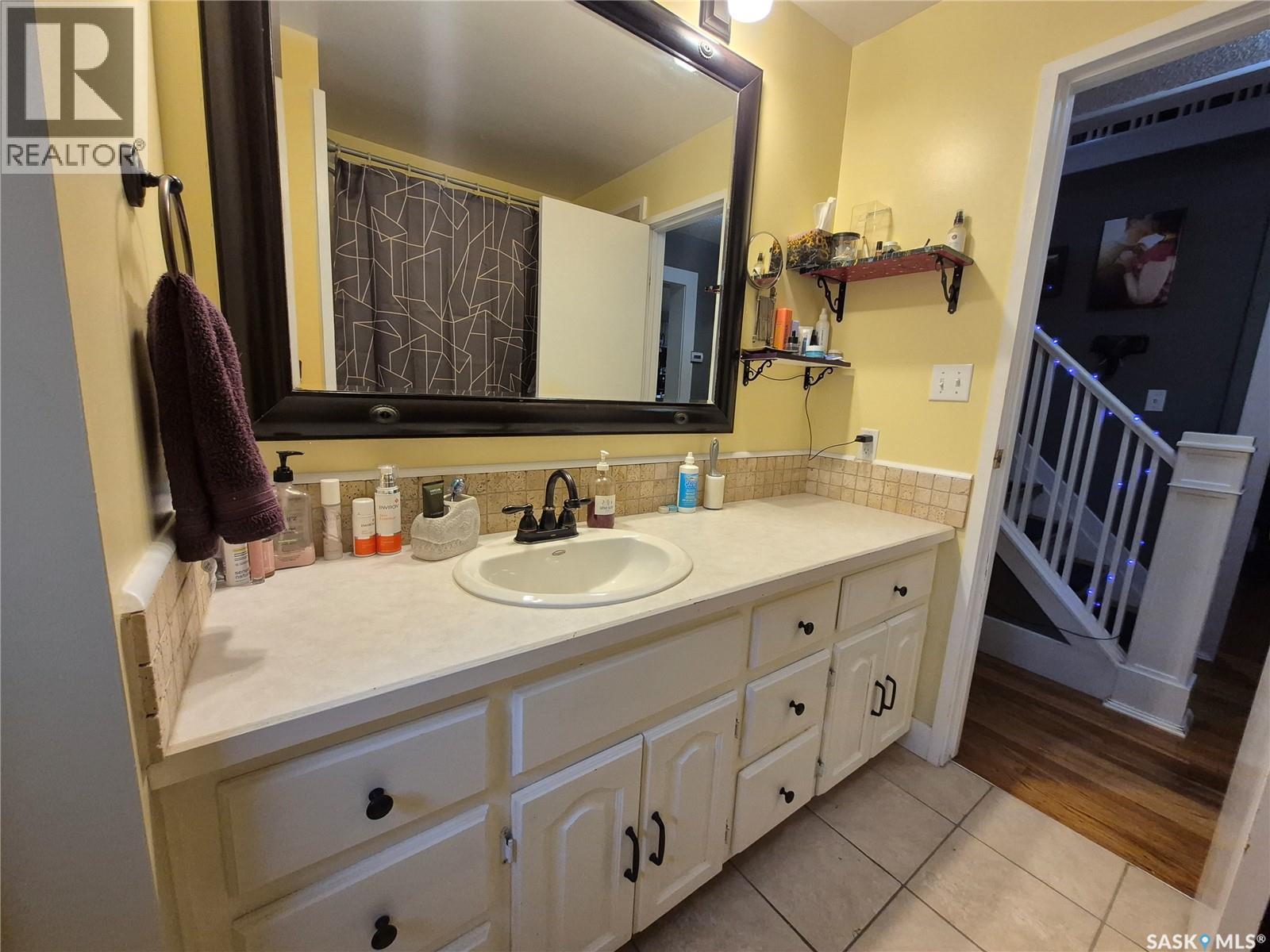 476 9th Avenue Ne, Swift Current, Saskatchewan  S9H 2R4 - Photo 29 - SK040916