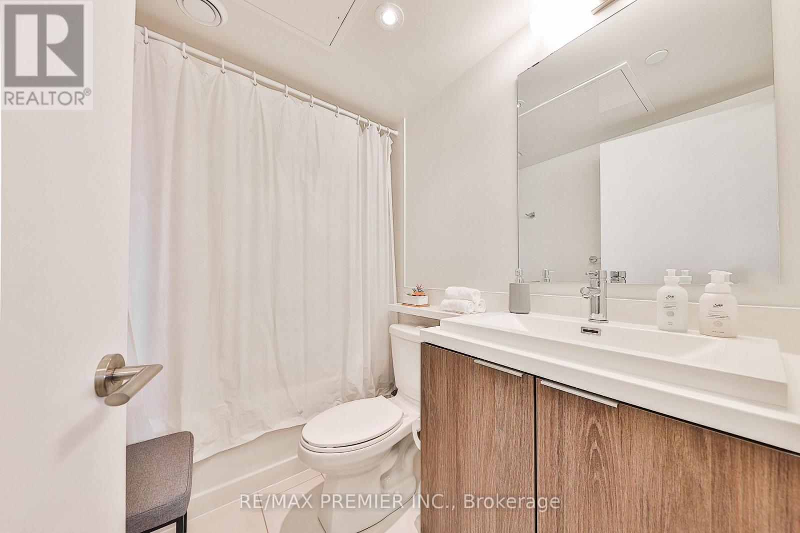 610 - 2 Sonic Way, Toronto, Ontario  M3C 0P2 - Photo 10 - C13611760