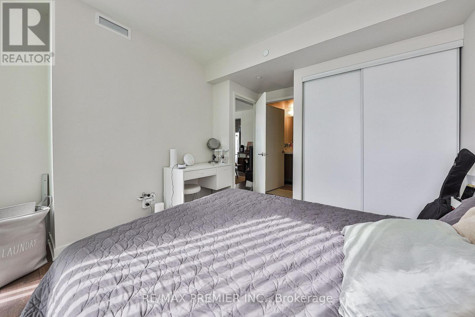 610 - 2 Sonic Way, Toronto, Ontario  M3C 0P2 - Photo 23 - C13611760