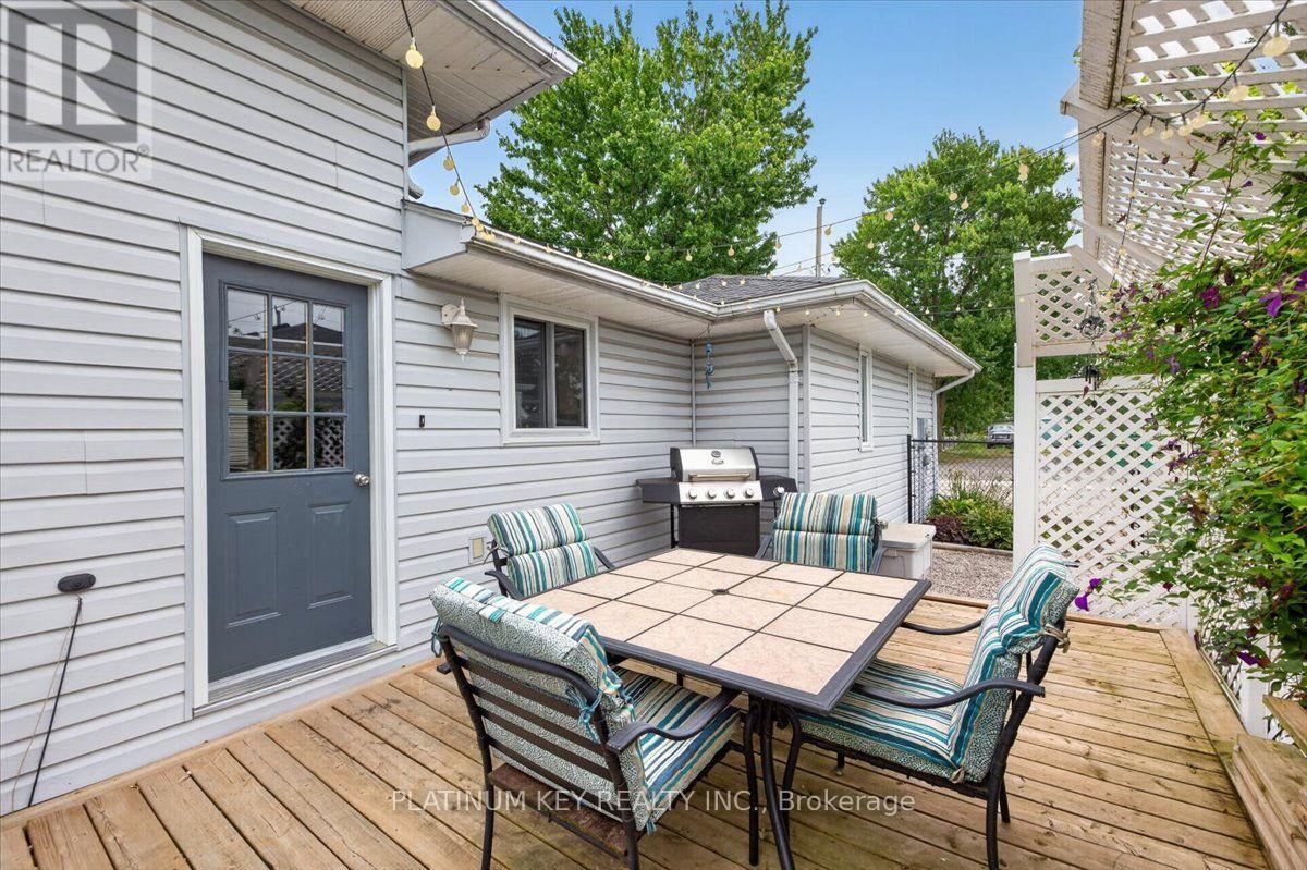 146 Mill Street, Southwest Middlesex, Ontario  N0L 1M0 - Photo 23 - X13612706