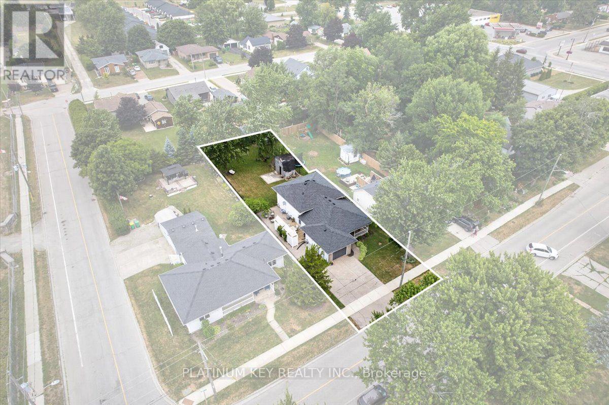146 Mill Street, Southwest Middlesex, Ontario  N0L 1M0 - Photo 36 - X13612706