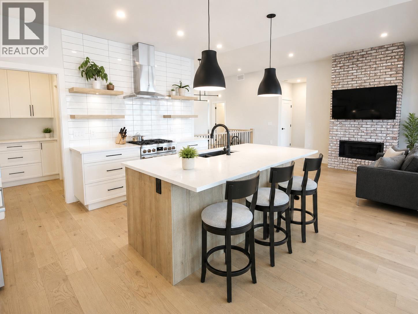 1164 ELK Street, Penticton, British Columbia