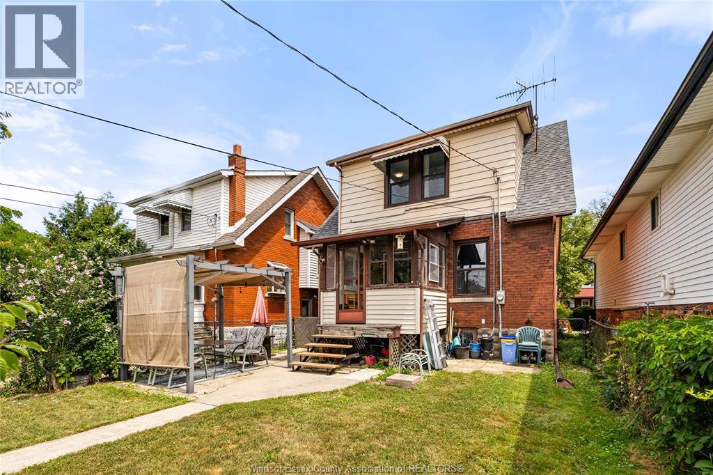 1033 Church Street, Windsor, Ontario  N9A 4V3 - Photo 2 - 26018200