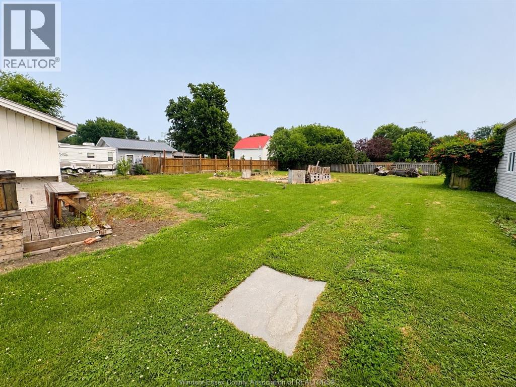 24 Young Street, Tilbury, Ontario  N0P 2L0 - Photo 4 - 26018180