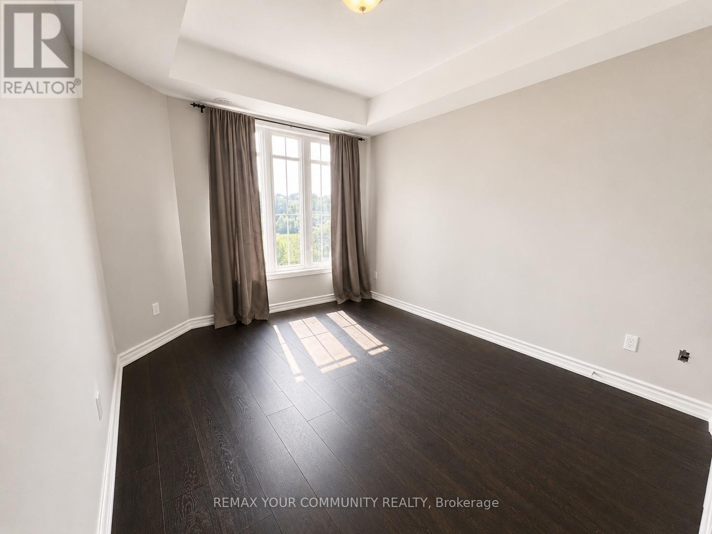 21 - 196 Pine Grove Road W, Vaughan, Ontario  L4L 2H2 - Photo 6 - N13601854