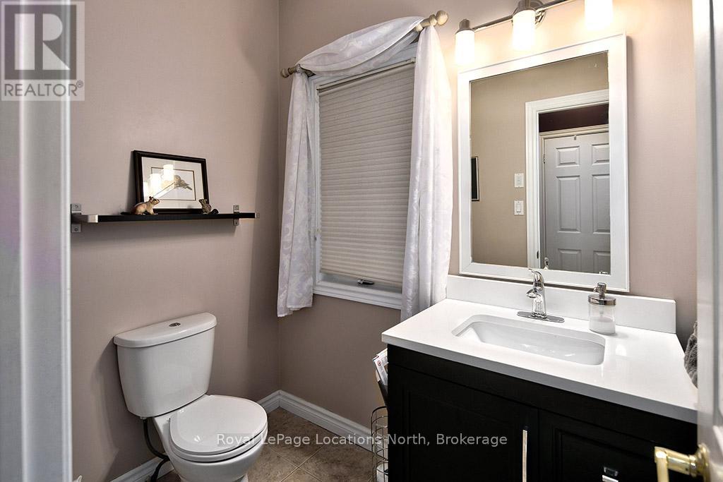 120 Wards Road, Blue Mountains, Ontario  L9Y 0T7 - Photo 15 - X13612688