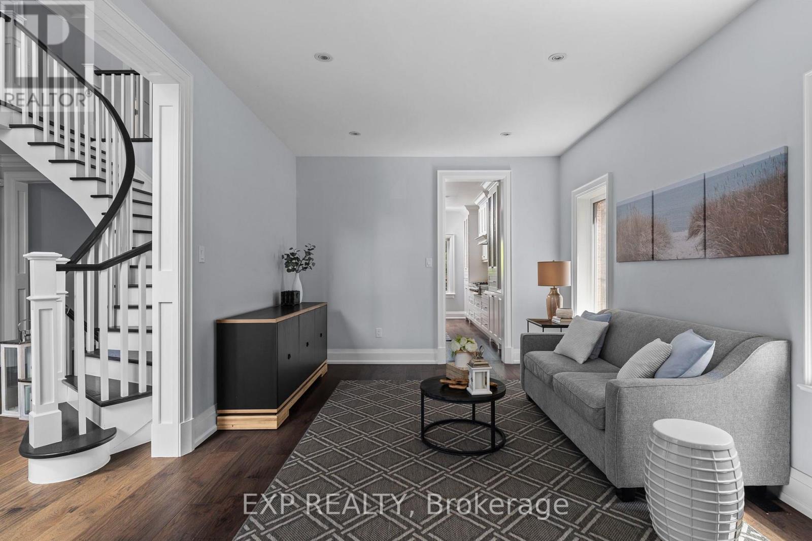 53 Glenside Drive, Vaughan, Ontario  L6A 2H7 - Photo 7 - N13612650