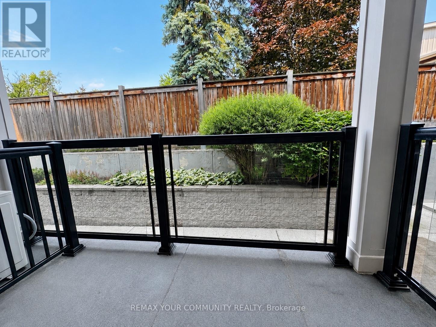 21 - 196 Pine Grove Road W, Vaughan, Ontario  L4L 2H2 - Photo 3 - N13601854