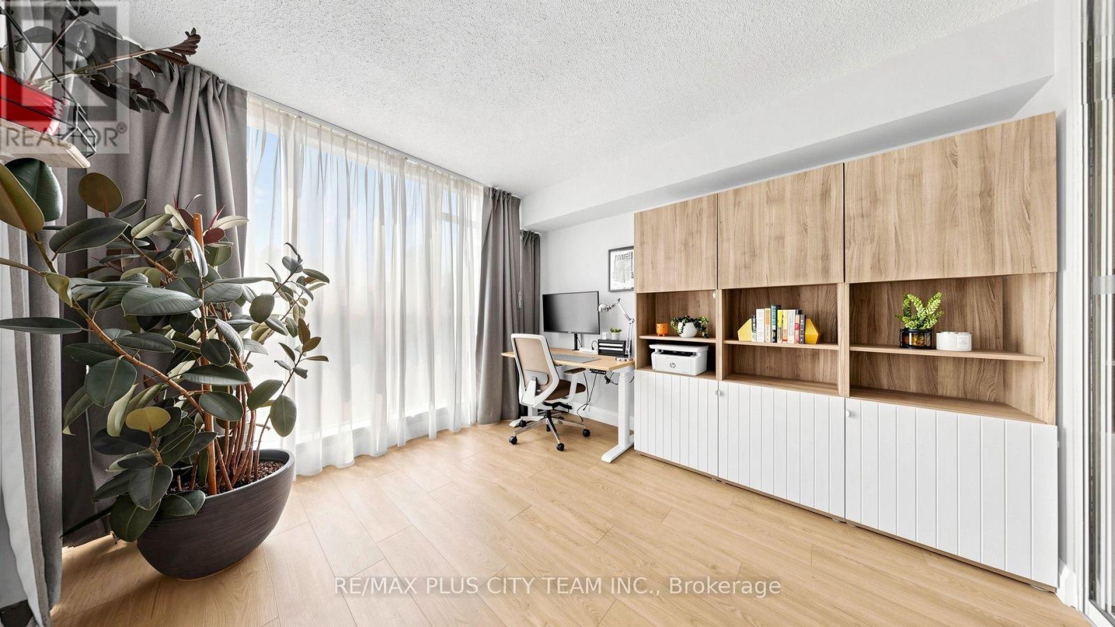 437 - 22 Southport Street, Toronto, Ontario  M6S 4Y9 - Photo 17 - W13612576