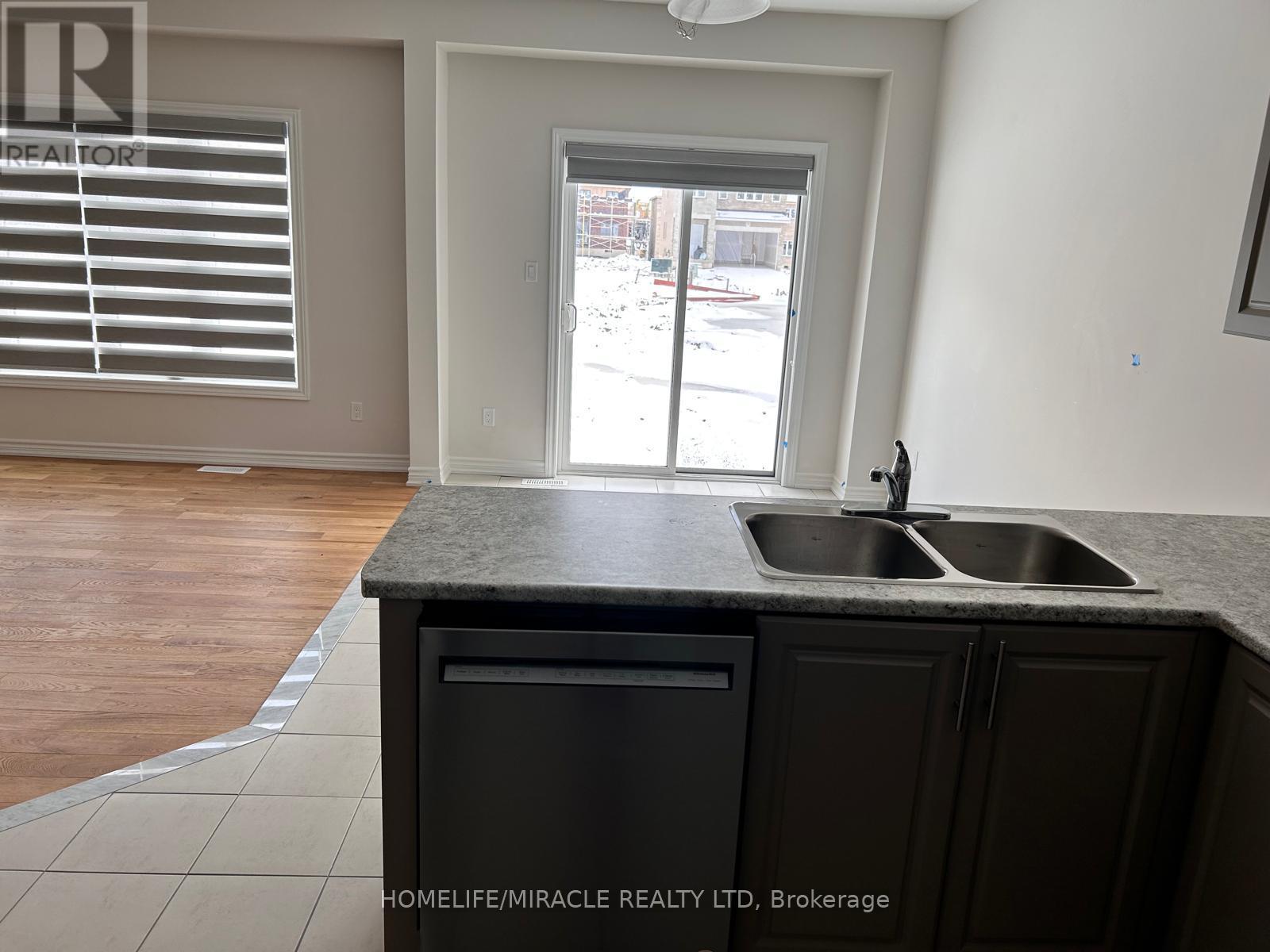 239 Palace Street, Thorold, Ontario  L2V 0N3 - Photo 18 - X13612790