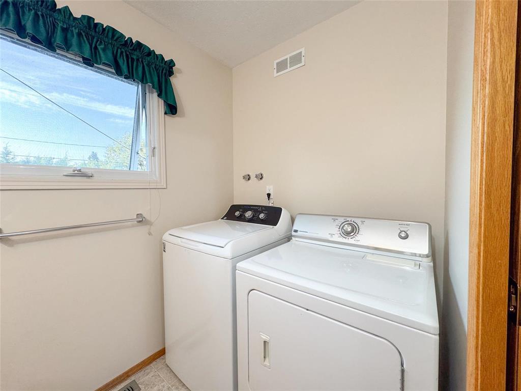 201 First Avenue, Benito, Manitoba  R0L 0C0 - Photo 14 - 202618798