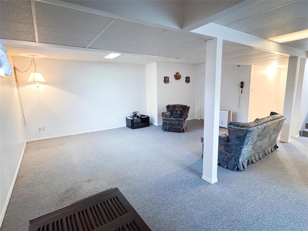 201 First Avenue, Benito, Manitoba  R0L 0C0 - Photo 17 - 202618798