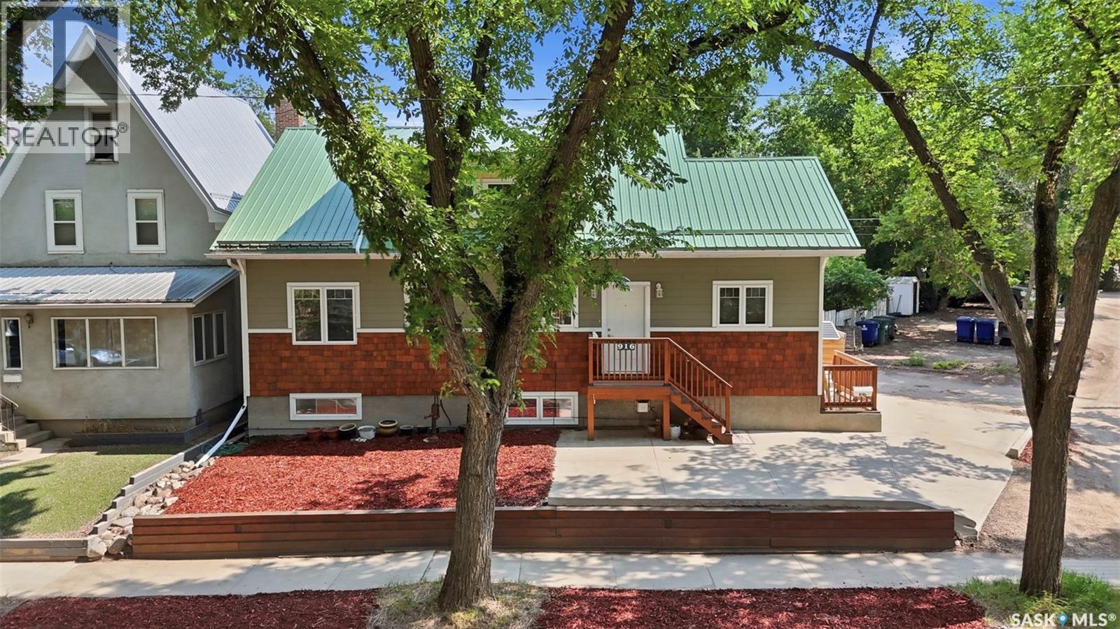 916 Temperance Street, Saskatoon, Saskatchewan  S7N 0N4 - Photo 47 - SK043805