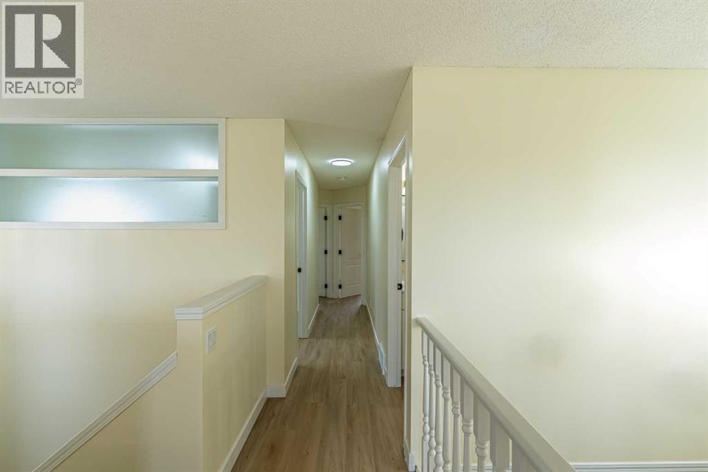 30 Somerside Manor SW, Calgary, Alberta  T2Y 3G5 - Photo 30 - A2329298
