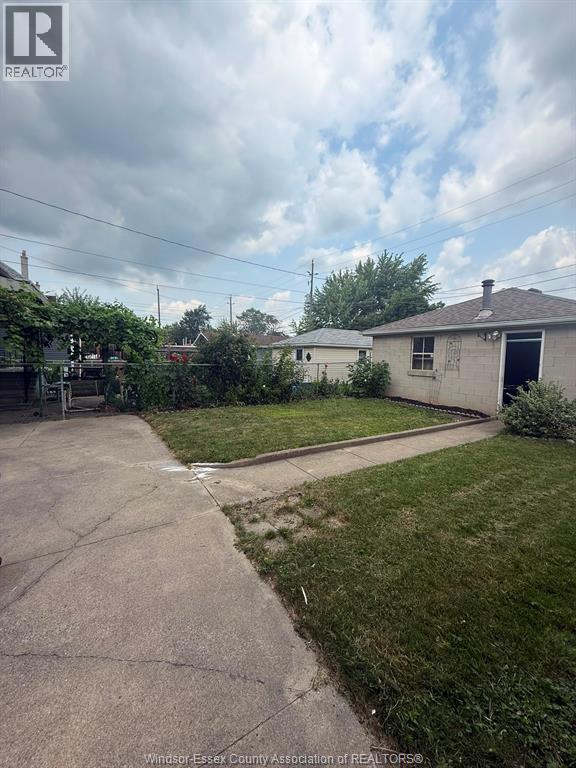 1058 Moy, Windsor, Ontario  N9A 2P3 - Photo 25 - 26018217