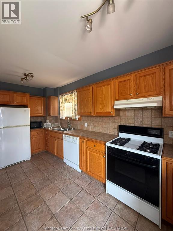 1058 Moy, Windsor, Ontario  N9A 2P3 - Photo 7 - 26018217