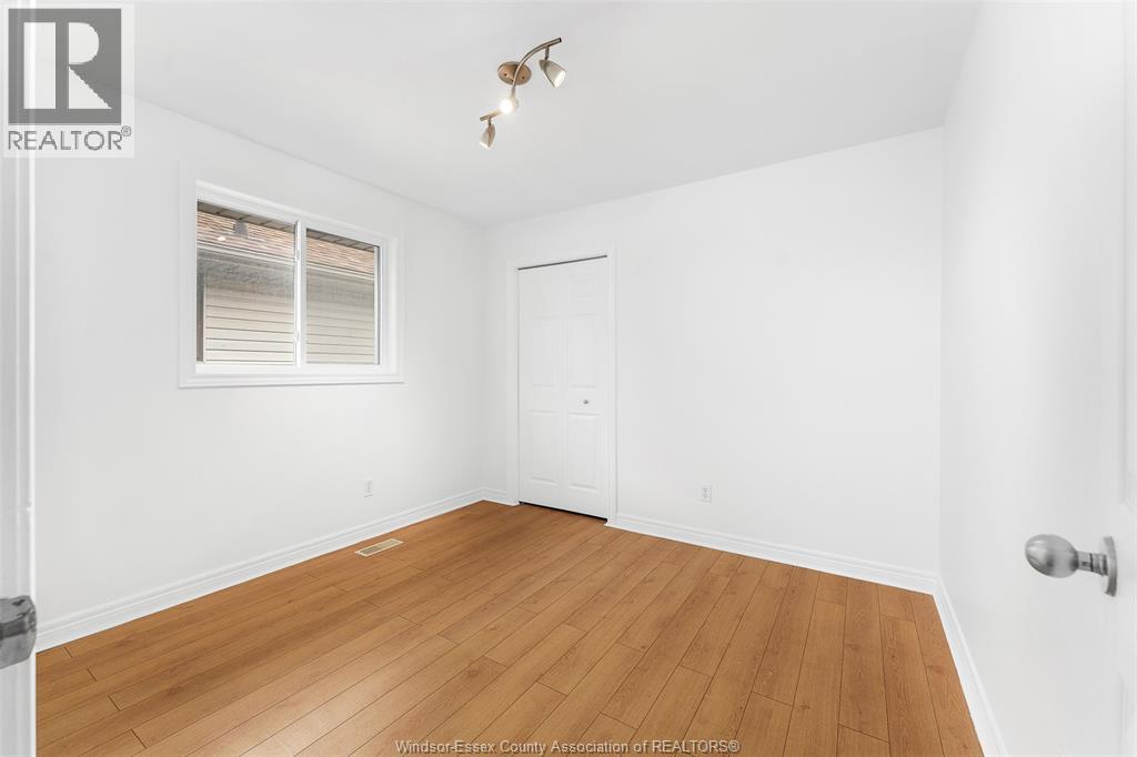 2420 Venetian Avenue, Windsor, Ontario  N8P 1W7 - Photo 21 - 26018174