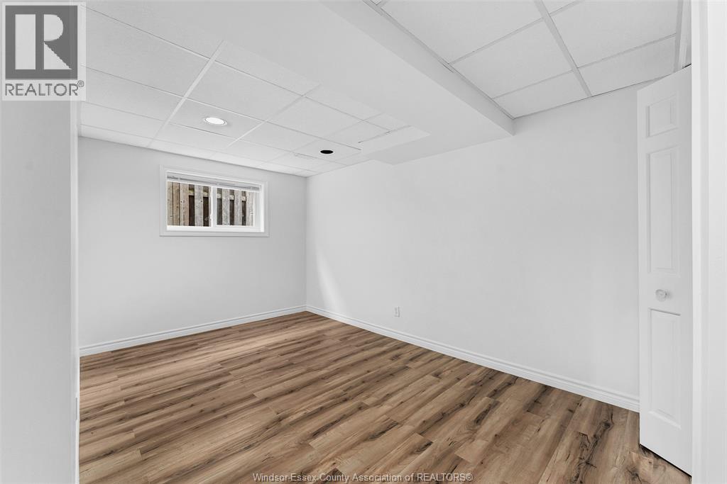 2420 Venetian Avenue, Windsor, Ontario  N8P 1W7 - Photo 30 - 26018174