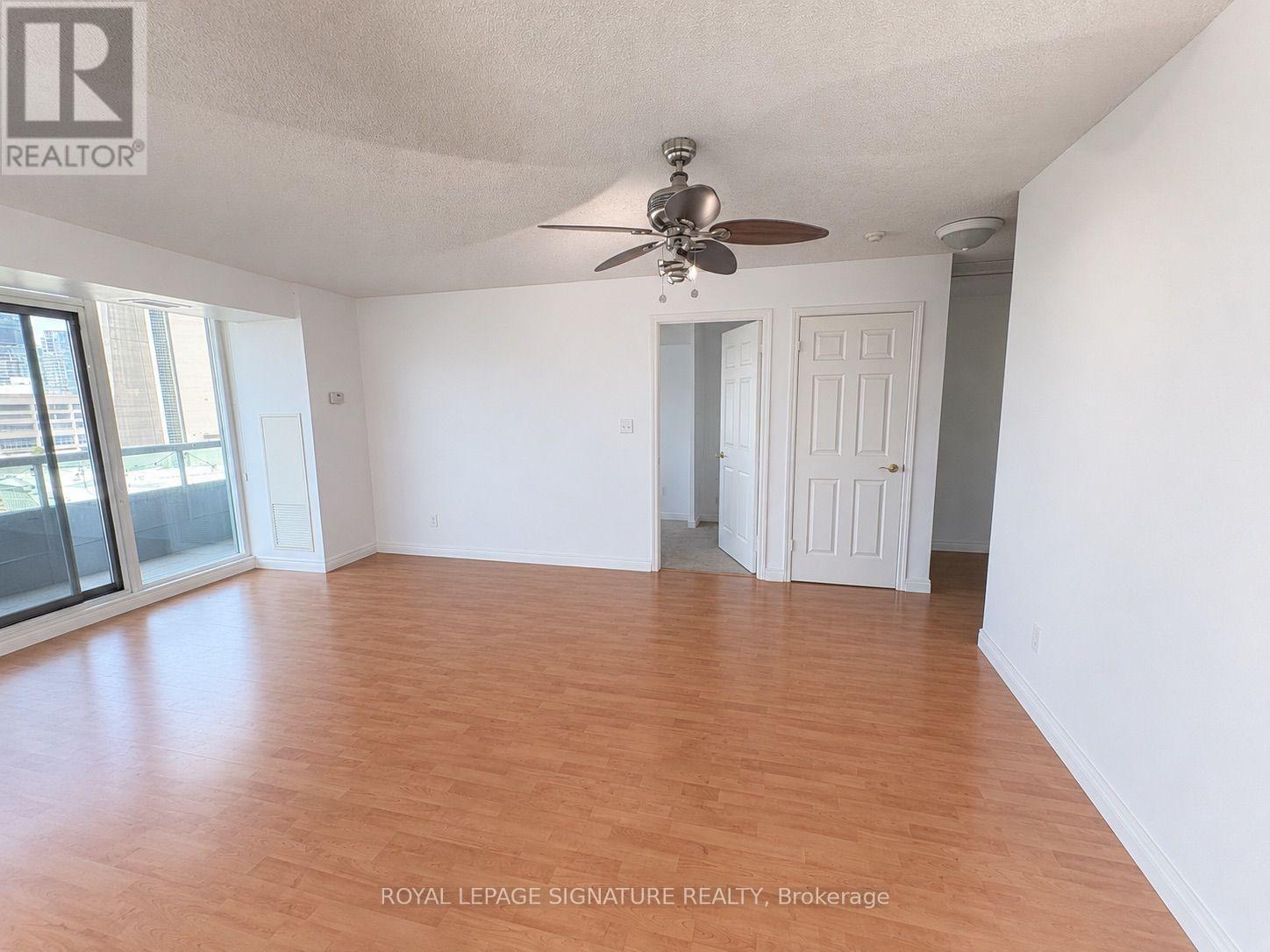 1708 - 51 Lower Simcoe Street, Toronto, Ontario  M5J 3A2 - Photo 2 - C13607610
