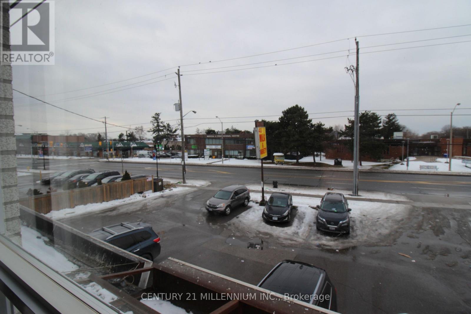 Upper - 2991 Islington Avenue, Toronto, Ontario  M9L 2K9 - Photo 7 - W13040852